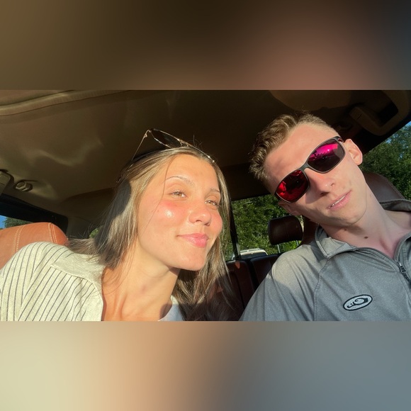 ๐๐๐ฅ๐๐จ๐ฆ๐ - Picture 4 of 4